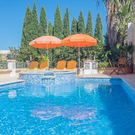 Central Villa Flatlet With Pool - Free Parking And Wifi Lija Ngoại thất bức ảnh