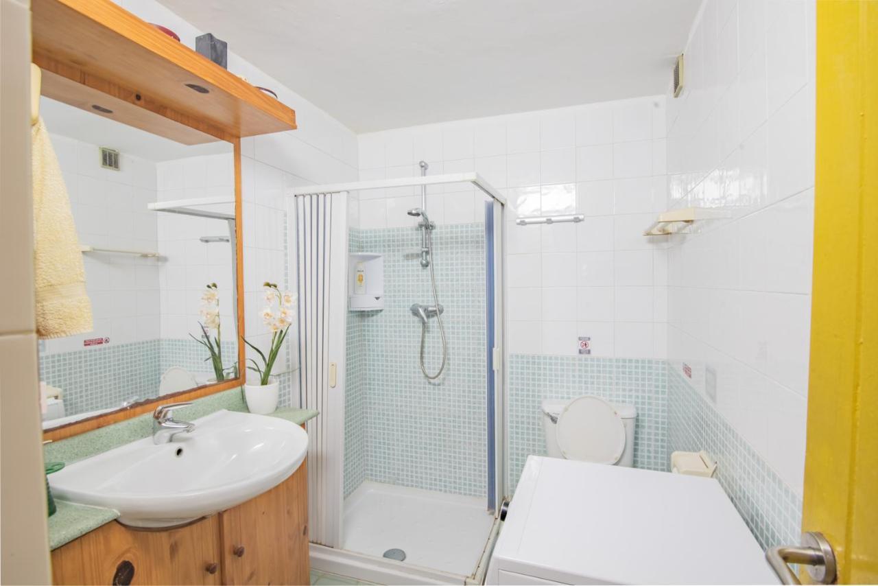 Central Villa Flatlet With Pool - Free Parking And Wifi Lija Ngoại thất bức ảnh