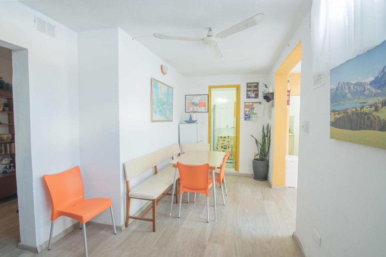 Central Villa Flatlet With Pool - Free Parking And Wifi Lija Ngoại thất bức ảnh